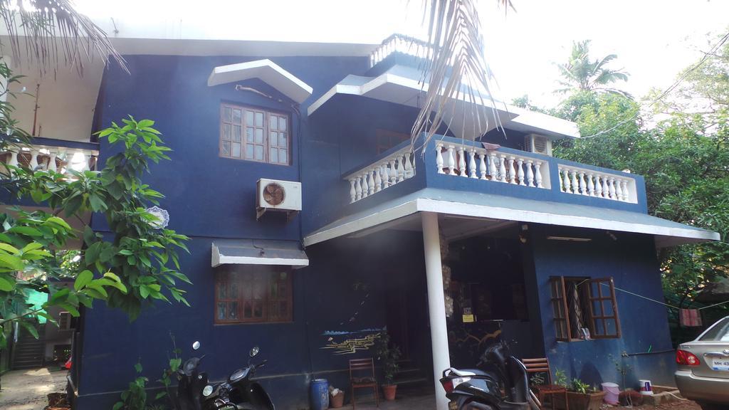 Alina Guest House Calangute Exteriör bild