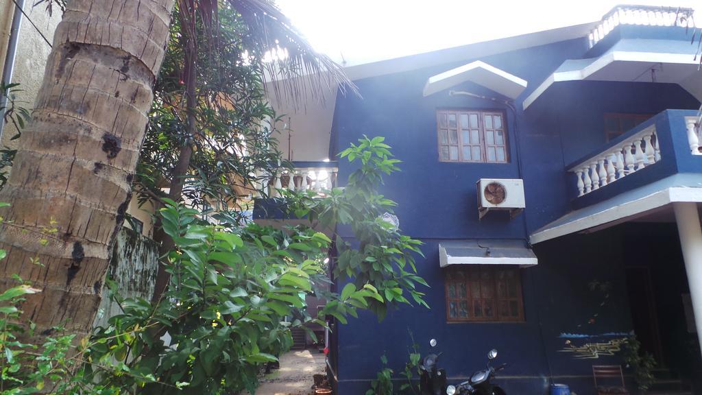 Alina Guest House Calangute Exteriör bild